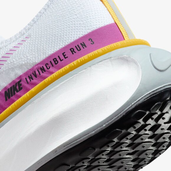 [NEW] Women's Nike ZoomX Invincible Run Flyknit 3 Shoes White DR2660-101 - Picture 7 of 8